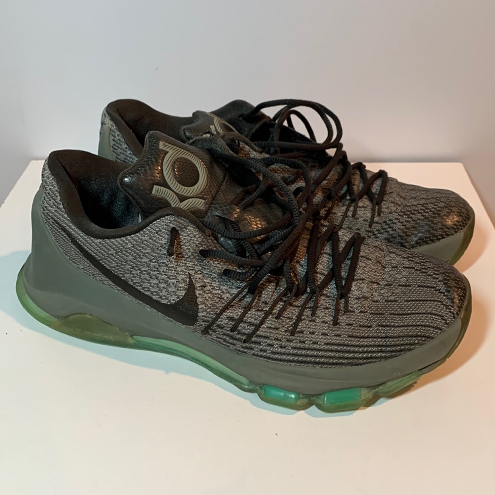 Nike KD 8 Hunt’s Hill Night Basketball shoes